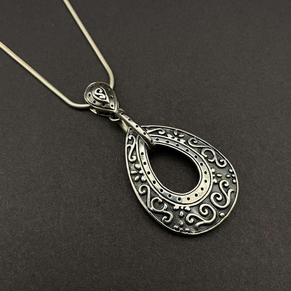 Vintage Sterling Silver Filigree Ornate Teardrop Pendant‎ Necklace Snake Chain